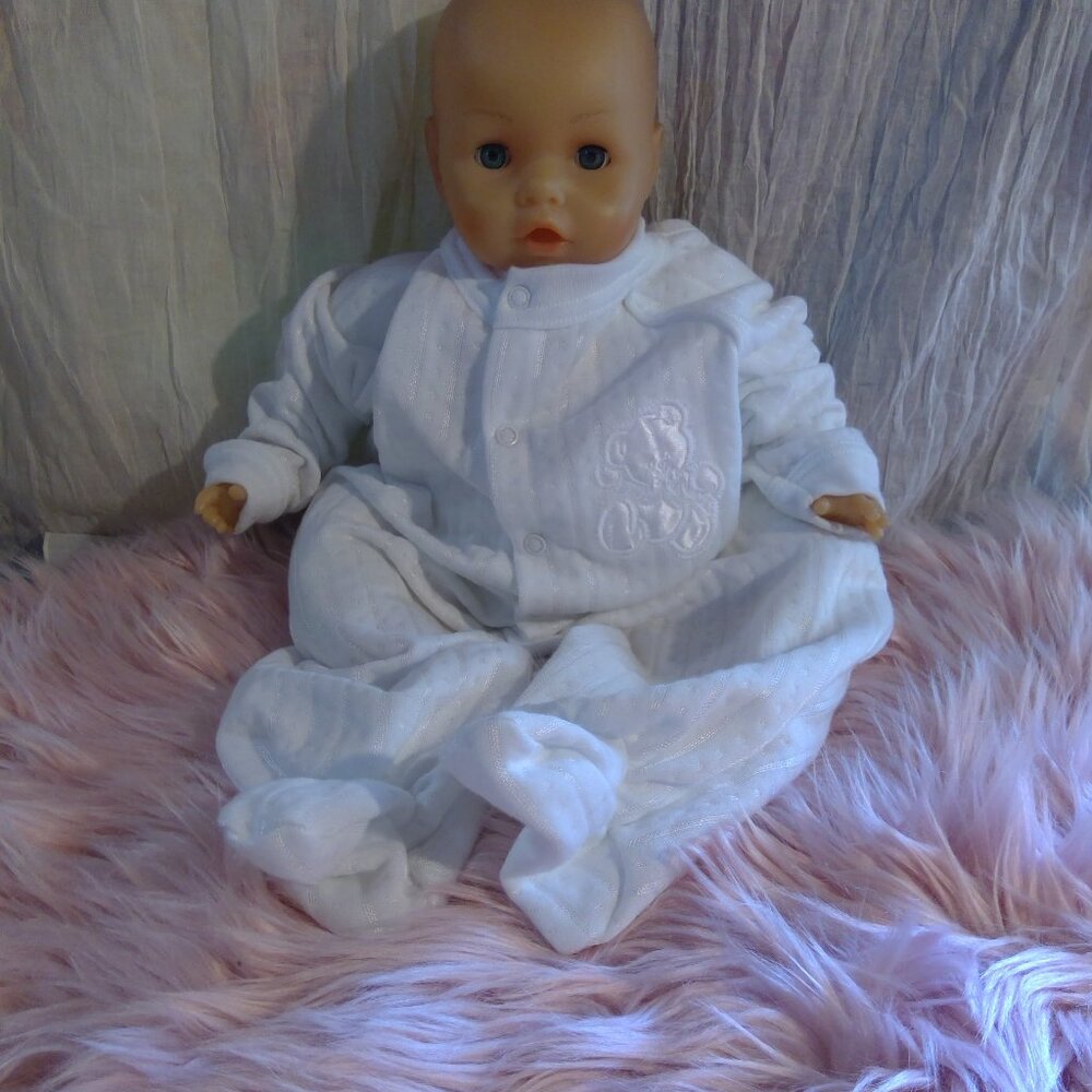 Babygro White Long Sleeve Footed  Sleeper with Bear Patch (Size 0-6 Months)